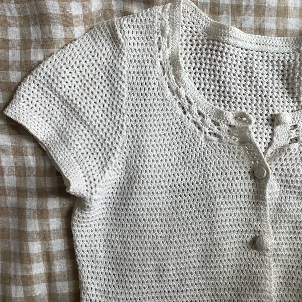Vintage White Crochet Button-Front Short Sleeve Cardigan - Picture 2 of 4